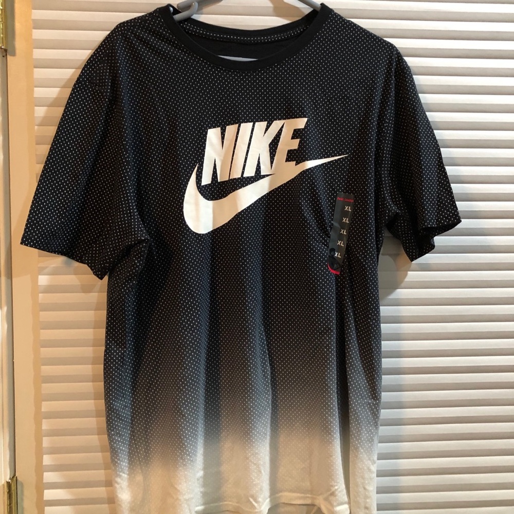 XL Nike T Shirt